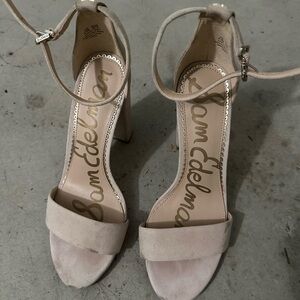 Sam Edelman Cream Heels Elegant Design